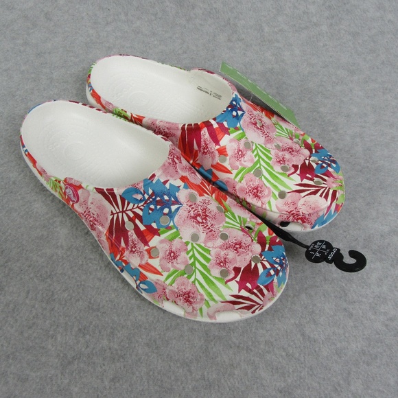 women's crocs freesail graphic clog